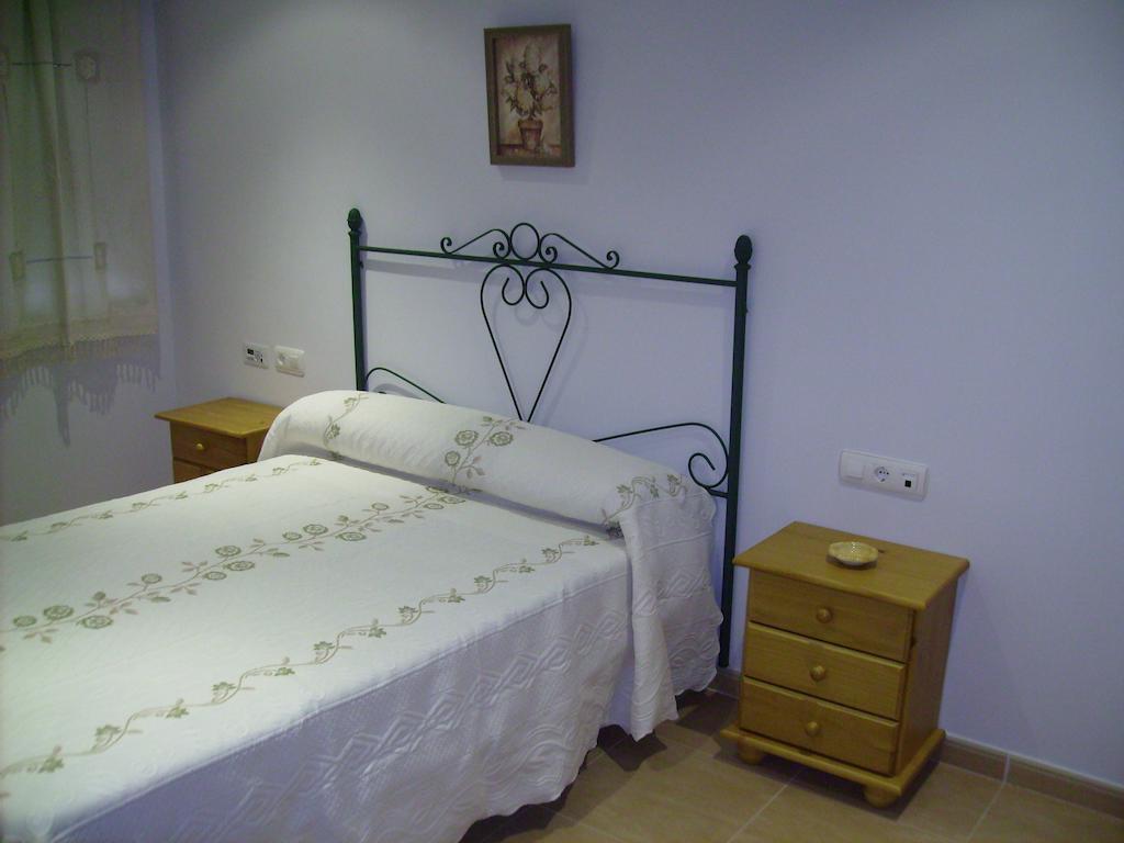 Hotel Delphos Moraleja Habitación foto